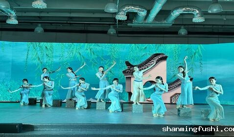 学院师生随浙江省代表团出 ...