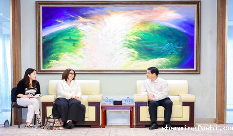 意大利驻沪总领事安缇雅一 ...